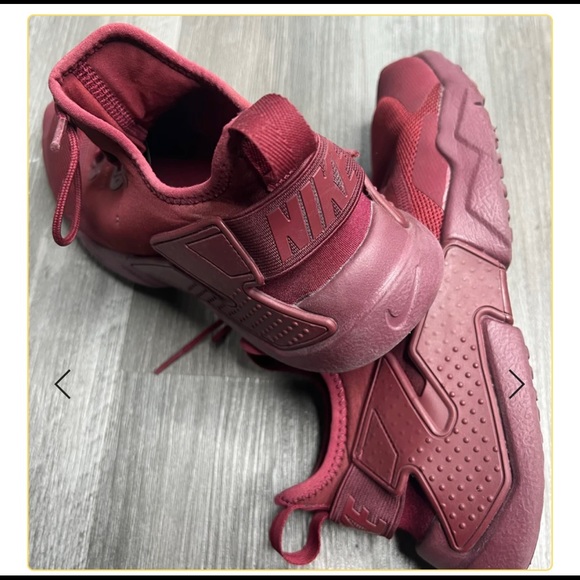 Nike Huarache size 6.5Y. Size 8-8.5W - Picture 1 of 3